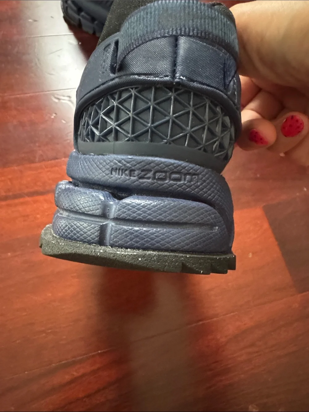 Women’s Navy blue and Black Zoom Vomero Airmax